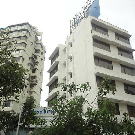 Hiltop Hotel Bombay Exterior foto