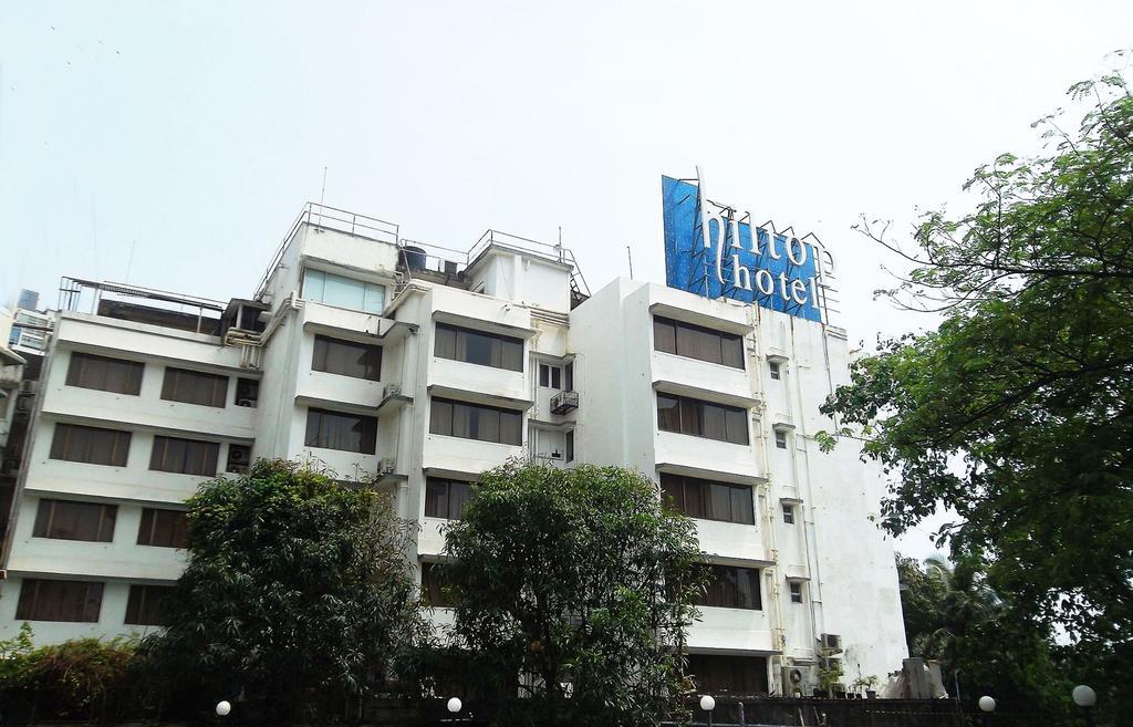 Hiltop Hotel Bombay Exterior foto